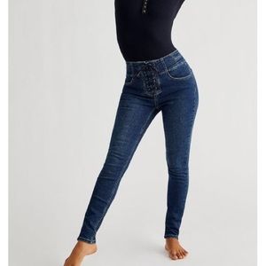 Free People CRVY Skinny Jeans